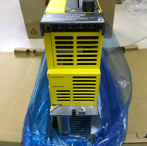 Neues FANUC A06B-6222-H015#H610 Spindelverstärkermodul aisp-15-b